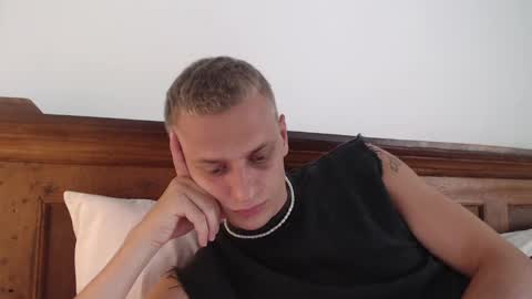 Oscar online show from February 2025 08:11:02 AM