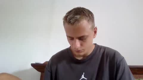 Oscar online show from February 2025 05:27:01 AM