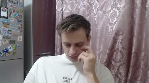 Oscar online show from December 2025 08:38:02 PM