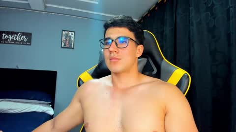 Owen online show from September 2025 04:12:02 AM