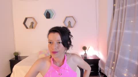 Paloma  online show from February 2025 08:46:01 PM