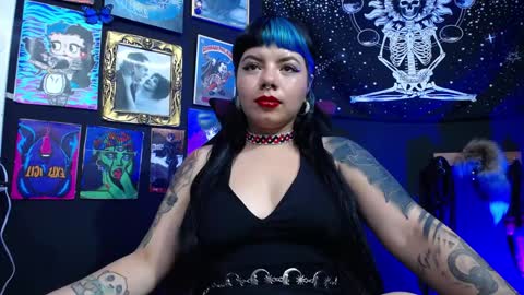       online show from January 2025 01:47:01 AM