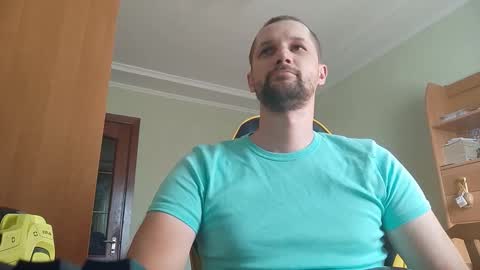 Kostiantyn online show from September 2025 01:12:01 PM