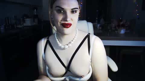 Sarina Williams online show from December 2024 02:38:02 PM
