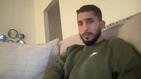 Snapshot of papicubano_guapo23cm chatting on December 2024 05:04:01 AM papicubano_guapo23cm online show from December 2024 05:04:01 AM