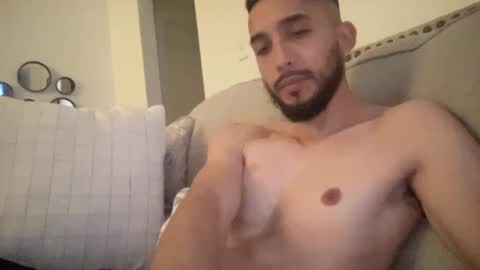 Snapshot of papicubano_guapo23cm chatting on December 2024 05:26:02 AM papicubano_guapo23cm online show from December 2024 05:26:02 AM