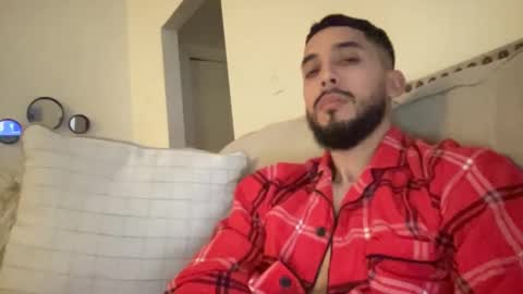 Snapshot of papicubano_guapo23cm chatting on February 2025 06:17:02 AM papicubano_guapo23cm online show from February 2025 06:17:02 AM