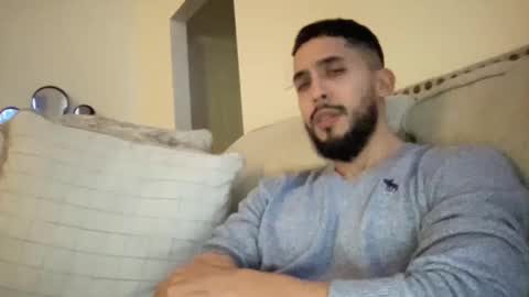 Snapshot of papicubano_guapo23cm chatting on February 2025 06:07:01 AM papicubano_guapo23cm online show from February 2025 06:07:01 AM