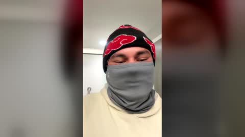 parejamisteriosa69 online show from December 2025 01:11:01 AM