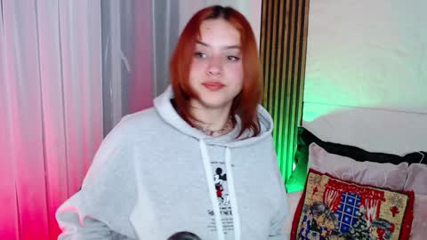 Lizz  online Monday to Saturday from 9pm to 5am Colombia time online show from December 2024 06:04:02 AM