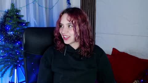Lizz  online Monday to Saturday from 9pm to 5am Colombia time online show from December 2024 08:28:02 AM