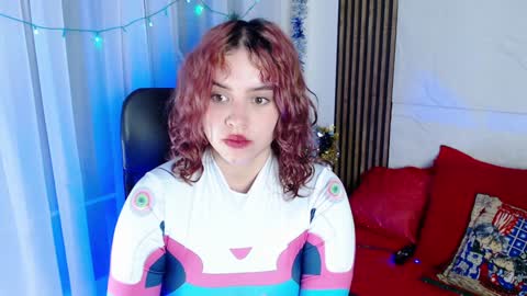 Lizz  online Monday to Saturday from 9pm to 5am Colombia time online show from December 2024 04:26:01 AM