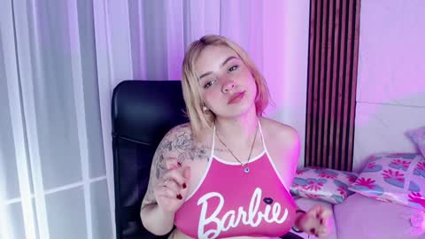 Lizz  online Monday to Saturday from 9pm to 5am Colombia time online show from February 2025 06:10:02 AM