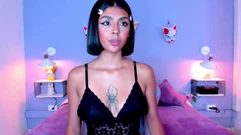 Paris online show from December 2024 12:08:02 PM