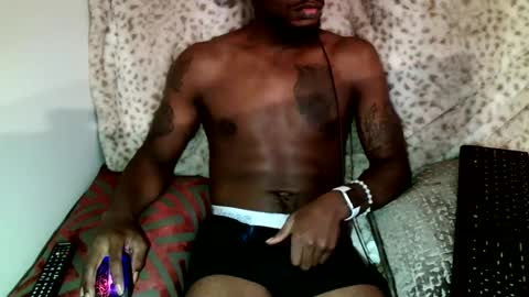 Snapshot of parlaytellio chatting on December 2024 09:50:01 PM Parlay Tellio online show from December 2024 09:50:01 PM