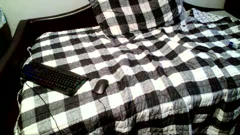 Snapshot of parlaytellio chatting on September 2025 09:37:01 PM Parlay Tellio online show from September 2025 09:37:01 PM