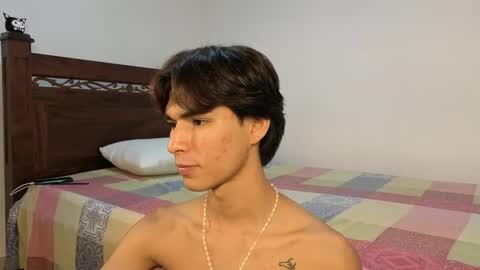 patri_ck_villa online show from September 2025 10:56:02 PM