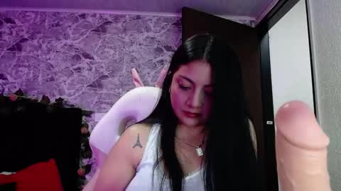 Snapshot of pau_cute19 chatting on November 2025 09:15:01 PM pau cute online show from November 2025 09:15:01 PM