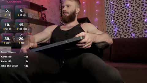 Snapshot of paul_rolex_ chatting on December 2024 05:18:02 PM Paul Rolex Jane online show from December 2024 05:18:02 PM