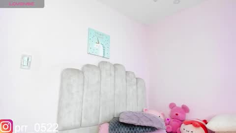 Snapshot of paula_cosio chatting on December 2025 02:01:02 PM dahia online show from December 2025 02:01:02 PM