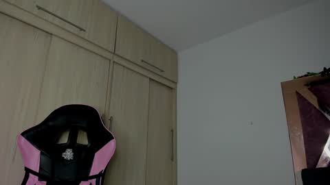 Snapshot of paula_princexxx chatting on December 2024 05:29:02 AM paula princexx online show from December 2024 05:29:02 AM