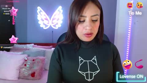 Snapshot of paulina_galvis2700 chatting on December 2024 05:02:01 PM paulina online show from December 2024 05:02:01 PM