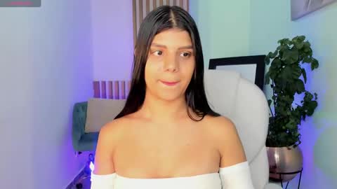 Paulina Belle online show from January 2025 10:23:02 AM
