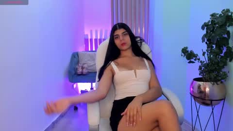 Paulina Belle online show from February 2025 05:20:01 AM