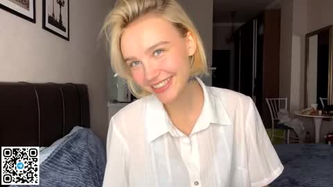 Snapshot of paztumminello chatting on October 2025 02:35:02 PM Lola online show from October 2025 02:35:02 PM