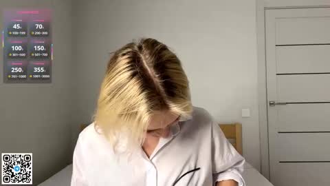 Snapshot of paztumminello chatting on November 2025 02:38:02 PM Lola online show from November 2025 02:38:02 PM