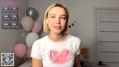 Snapshot of paztumminello chatting on November 2025 03:12:02 PM Lola online show from November 2025 03:12:02 PM