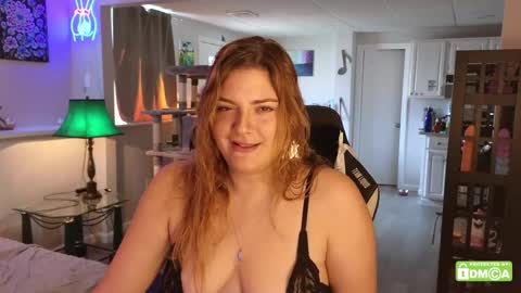 Snapshot of peaceofmae chatting on October 2025 05:10:01 PM online show from October 2025 05:10:01 PM