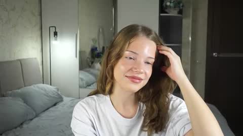 Kate online show from September 2025 01:14:02 PM