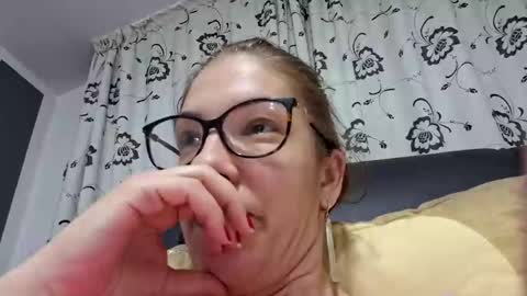 Lisa -  online show from December 2024 05:29:01 PM