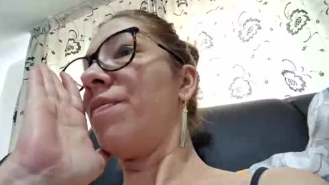 Lisa -  online show from December 2024 11:04:01 AM
