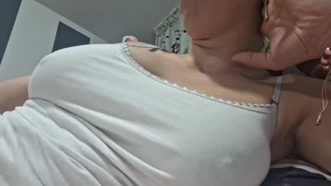 Lisa -  online show from March 2025 06:32:01 PM