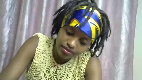 Snapshot of petite_star2 chatting on December 2025 07:53:02 PM petite_star2 online show from December 2025 07:53:02 PM