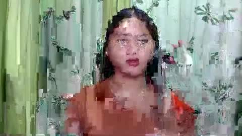 Snapshot of petite_trish chatting on January 2025 01:12:02 PM trish online show from January 2025 01:12:02 PM