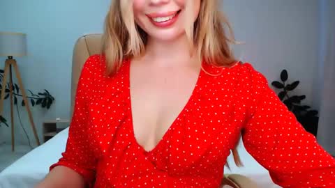 petitefleurx online show from January 2025 04:18:02 AM
