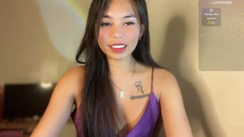 Snapshot of petitegirlx69 chatting on February 2025 02:19:01 AM miss lisa online show from February 2025 02:19:01 AM