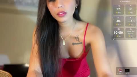 Snapshot of petitegirlx69 chatting on February 2025 06:12:01 PM miss lisa online show from February 2025 06:12:01 PM