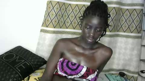 Snapshot of petitte_gyaal chatting on November 2025 11:38:02 PM petitte_gyaal online show from November 2025 11:38:02 PM