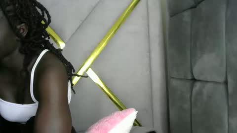 Snapshot of petitte_gyaal chatting on November 2025 07:18:01 AM petitte_gyaal online show from November 2025 07:18:01 AM