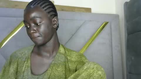 Snapshot of petitte_gyaal chatting on November 2025 12:10:02 AM petitte_gyaal online show from November 2025 12:10:02 AM