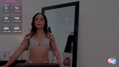 petitteslutt_ online show from September 2025 08:10:02 PM