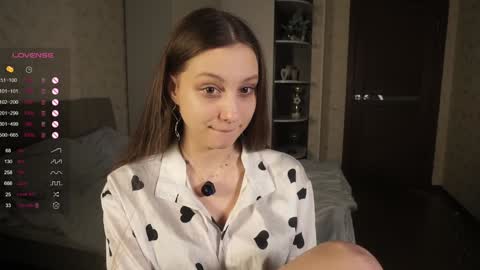 Snapshot of philippadelmore chatting on February 2025 01:22:01 AM Bella online show from February 2025 01:22:01 AM