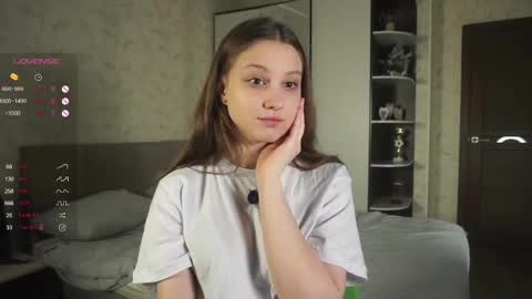 Snapshot of philippadelmore chatting on February 2025 05:53:01 PM Bella online show from February 2025 05:53:01 PM