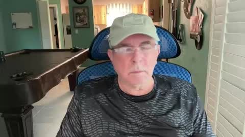 Snapshot of phillybill444 chatting on December 2025 06:37:02 PM phillybill444 online show from December 2025 06:37:02 PM