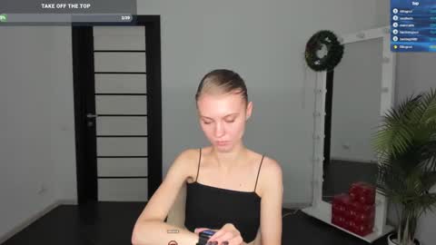 Phoebe online show from December 2024 12:39:02 PM
