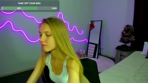 Phoebe online show from December 2024 04:14:02 PM